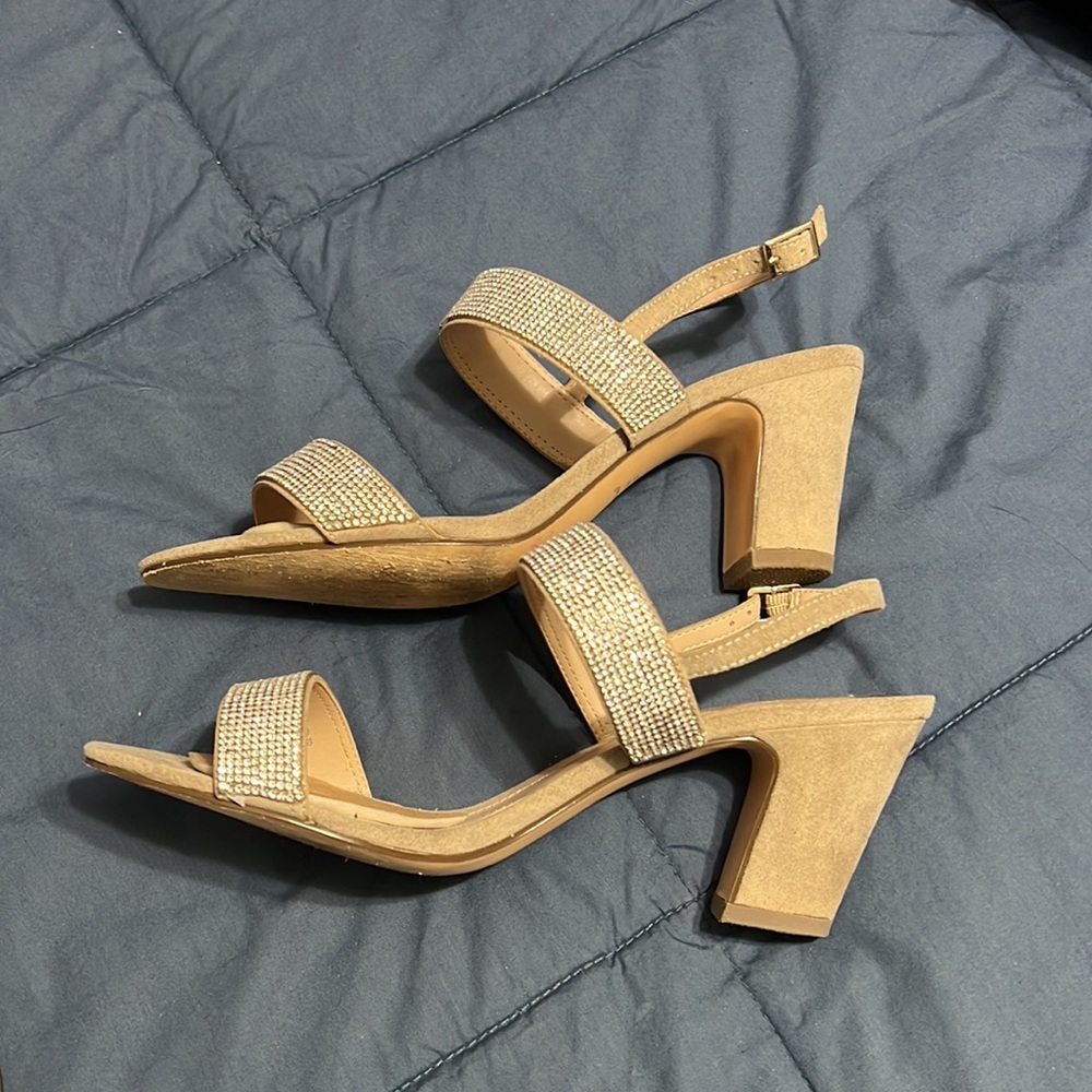 Sandal - Picture 3 of 3
